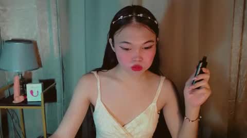 Snapshot of yourfavorateluna chatting on September 20, 5:21 am Luna online show from September 20, 5:21 am