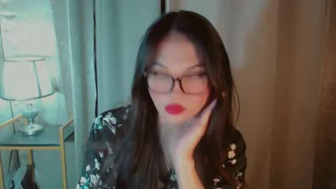 Snapshot of yourfavorateluna chatting on September 11, 8:15 am Luna online show from September 11, 8:15 am