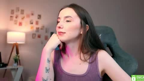 Snapshot of yourfrenchteacher chatting on September 15, 8:54 pm Chloe online show from September 15, 8:54 pm