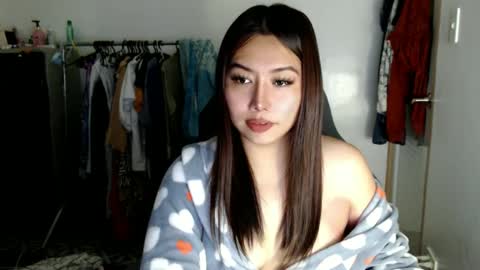 tifanny online show from February 21, 7:01 am