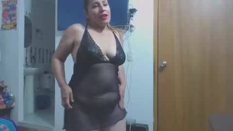 yoursexymature2024 online show from February 3, 2:34 pm