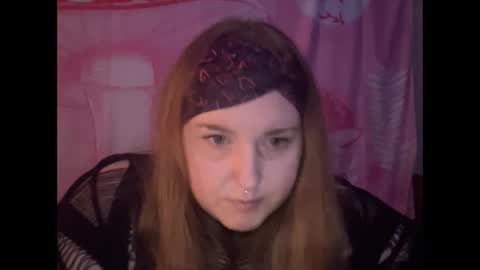 Snapshot of yourthickgingergoddess chatting on February 28, 11:45 pm yourthickgingergoddess online show from February 28, 11:45 pm