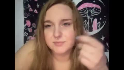 Snapshot of yourthickgingergoddess chatting on January 25, 2:04 am yourthickgingergoddess online show from January 25, 2:04 am