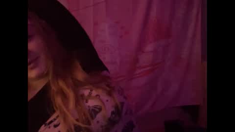 Snapshot of yourthickgingergoddess chatting on March 2, 7:12 pm yourthickgingergoddess online show from March 2, 7:12 pm