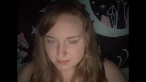 Snapshot of yourthickgingergoddess chatting on February 10, 12:30 am yourthickgingergoddess online show from February 10, 12:30 am
