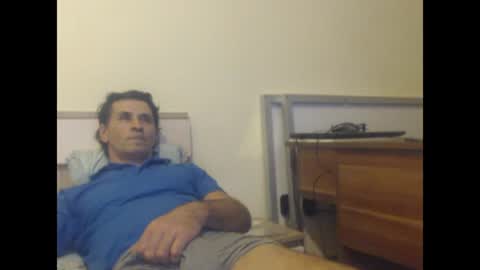 yvesstorm5 online show from December 3, 4:33 pm