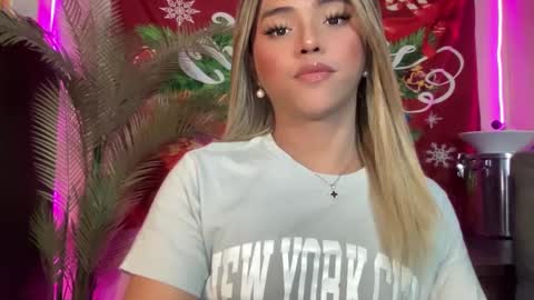Miss Cali online show from December 30, 10:12 pm