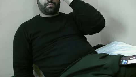Snapshot of yxxtxxdentyk chatting on January 29, 5:19 am Bi BearXXX online show from January 29, 5:19 am