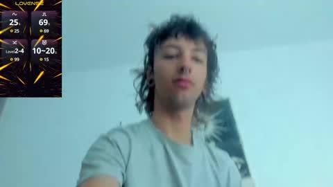 Snapshot of zackcum_ chatting on March 3, 10:38 am for you Zack online show from March 3, 10:38 am