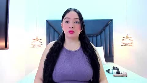 zamiragates1 online show from February 21, 4:18 am