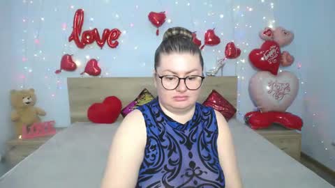 zannadreil online show from March 6, 3:13 am