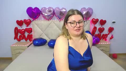 zannadreil online show from February 23, 5:45 am