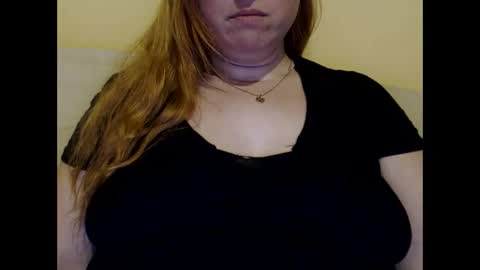 Snapshot of zara_red chatting on February 23, 4:35 pm Kate. if im not here im here foxy red333 online show from February 23, 4:35 pm