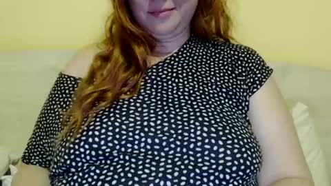 Snapshot of zara_red chatting on March 7, 8:22 pm Kate. if im not here im here foxy red333 online show from March 7, 8:22 pm