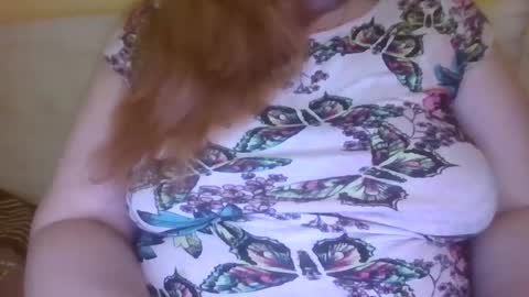 Snapshot of zara_red chatting on February 4, 5:53 am Kate. if im not here im here foxy red333 online show from February 4, 5:53 am