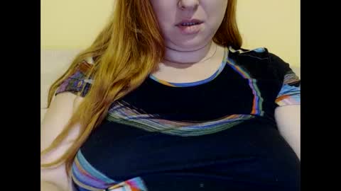 Snapshot of zara_red chatting on January 31, 6:13 am Kate. if im not here im here foxy red333 online show from January 31, 6:13 am