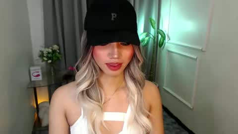 zelainalovetocum online show from February 14, 2:18 am