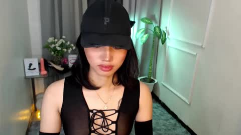 zelainalovetocum online show from March 5, 8:21 pm