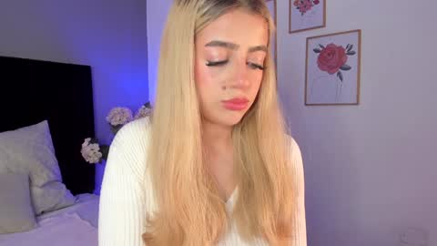 Zhavia  online show from February 8, 9:46 am