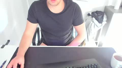 Snapshot of ziemlichflutschig chatting on March 3, 3:00 pm ziemlichflutschig online show from March 3, 3:00 pm