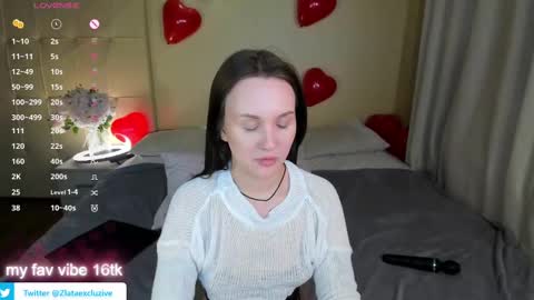 Snapshot of zlata__fox chatting on February 18, 6:15 pm Zlata Mon Tue Thu Fri Sun Sa GMT 3 0000pm - 0600pm online show from February 18, 6:15 pm