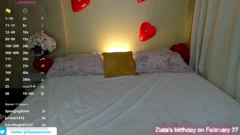 Snapshot of zlata__fox chatting on February 19, 11:46 pm Zlata Mon Tue Thu Fri Sun Sa GMT 3 0000pm - 0600pm online show from February 19, 11:46 pm