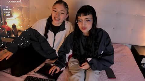 Snapshot of zowi_hottiee chatting on January 16, 2:41 am cintya kors online show from January 16, 2:41 am