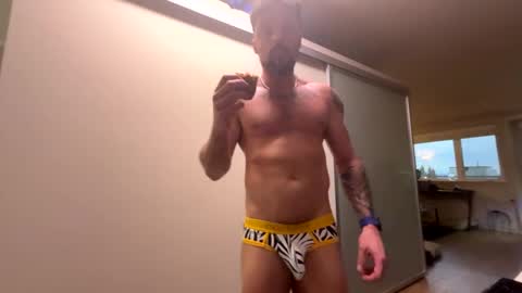 Zuko online show from January 17, 12:53 am