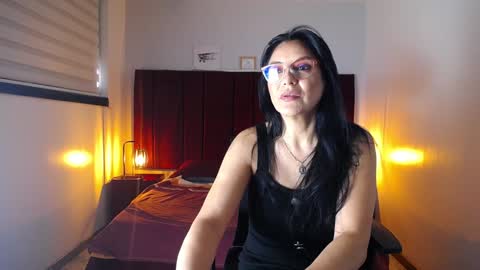Snapshot of zuzana21 chatting on January 27, 1:19 pm Zuzana21 online show from January 27, 1:19 pm