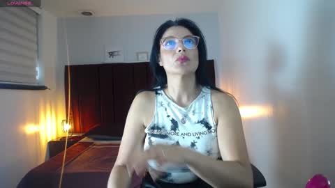 Snapshot of zuzana21 chatting on January 31, 1:02 pm Zuzana21 online show from January 31, 1:02 pm